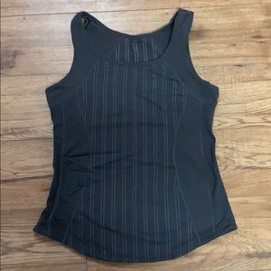 Lululemon tank - like new